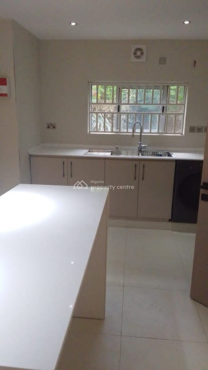 Newly Renovated 3 Bedroom Flat, Old Ikoyi, Ikoyi, Lagos, Flat / Apartment for Rent