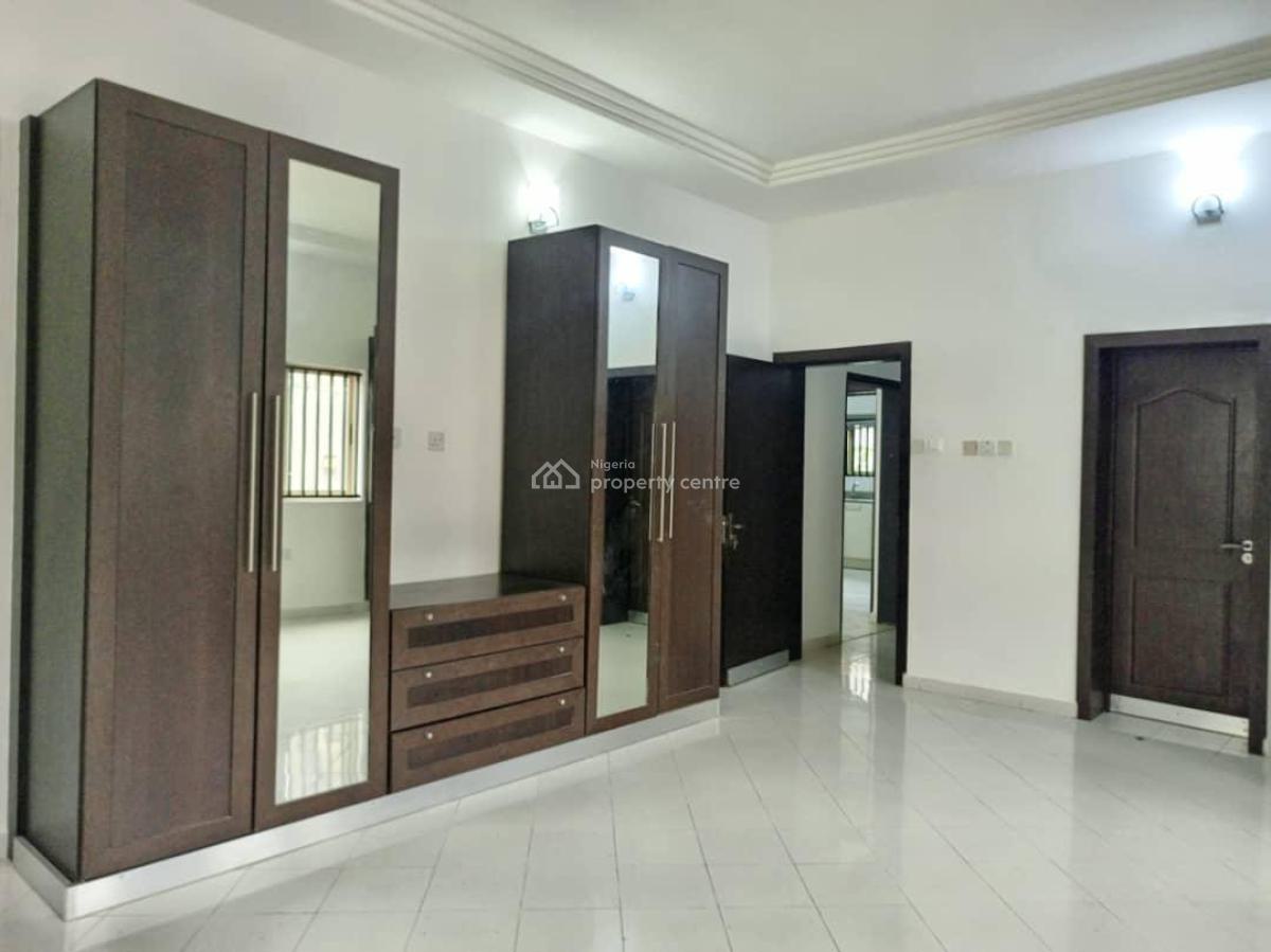 Luxury 3 Bedroom Apartment  with a Room Bq 1st Floor, Lekki Phase 1, Lekki, Lagos, Flat / Apartment for Rent