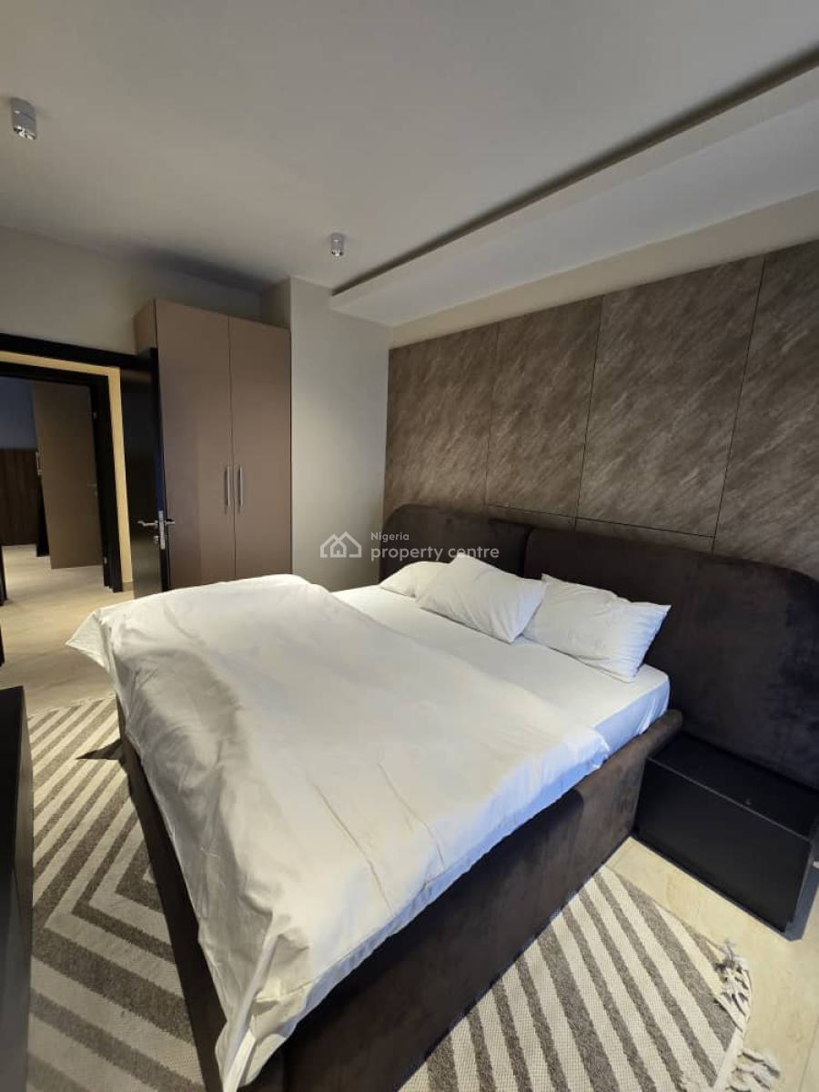 Fully Furnished & Serviced Luxury 3 Bedrooms Flat Upstairs with Lift, Lekki Phase 1 Behind Evercare Hospital Admiralty Way, Lekki, Lagos, Flat / Apartment for Rent