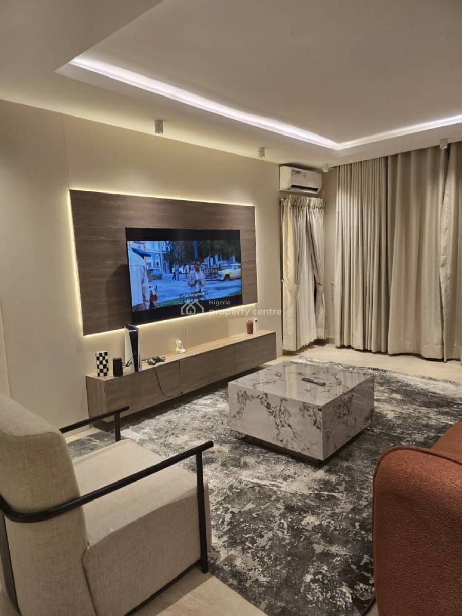 Fully Furnished & Serviced Luxury 3 Bedrooms Flat Upstairs with Lift, Lekki Phase 1 Behind Evercare Hospital Admiralty Way, Lekki, Lagos, Flat / Apartment for Rent