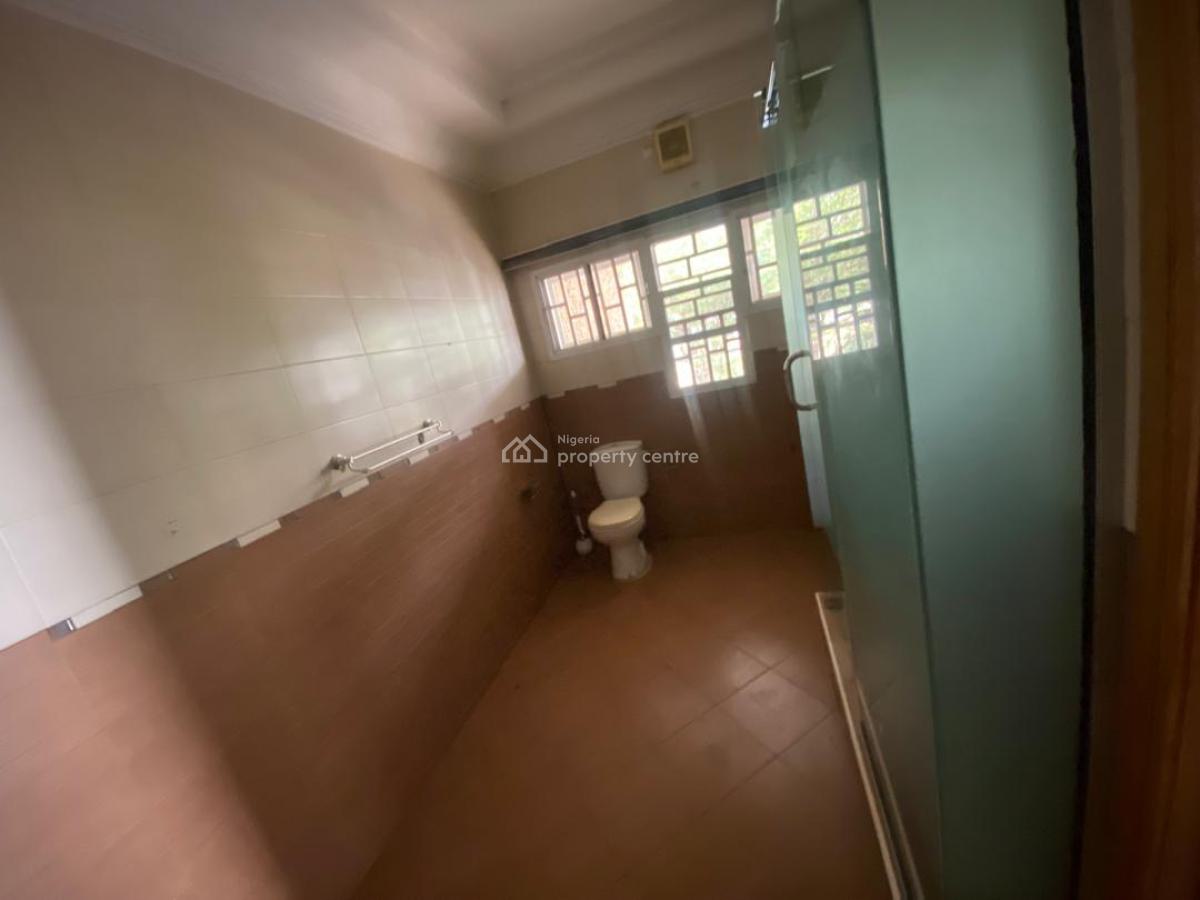 4 Bedroom Semi Detached House with Bq, Lekki Phase 1, Lekki, Lagos, Semi-detached Duplex for Rent