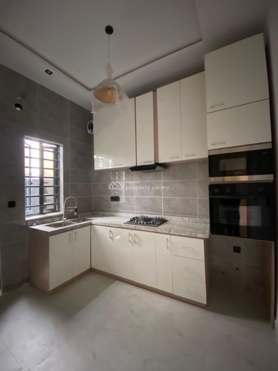 Beautiful High End 3 Bedroom Terraced Duplex in a Secured Estate, Sangotedo, Ajah, Lagos, Terraced Duplex for Sale