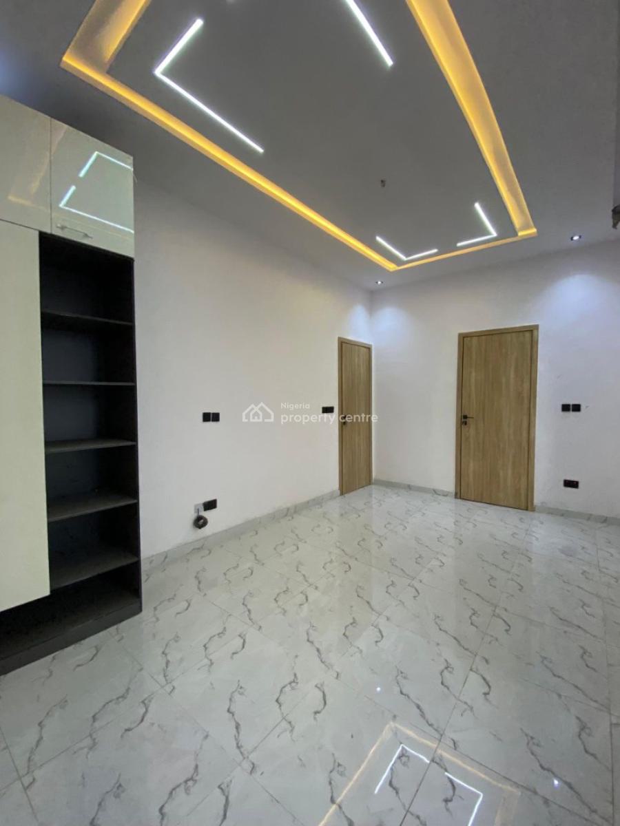 Beautiful High End 3 Bedroom Terraced Duplex in a Secured Estate, Sangotedo, Ajah, Lagos, Terraced Duplex for Sale