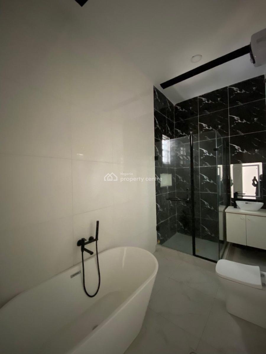 Beautiful High End 3 Bedroom Terraced Duplex in a Secured Estate, Sangotedo, Ajah, Lagos, Terraced Duplex for Sale