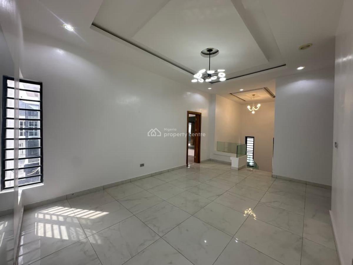 5 Bedroom Fully Detached House with Bq, Ikota, Lekki, Lagos, Detached Duplex for Sale