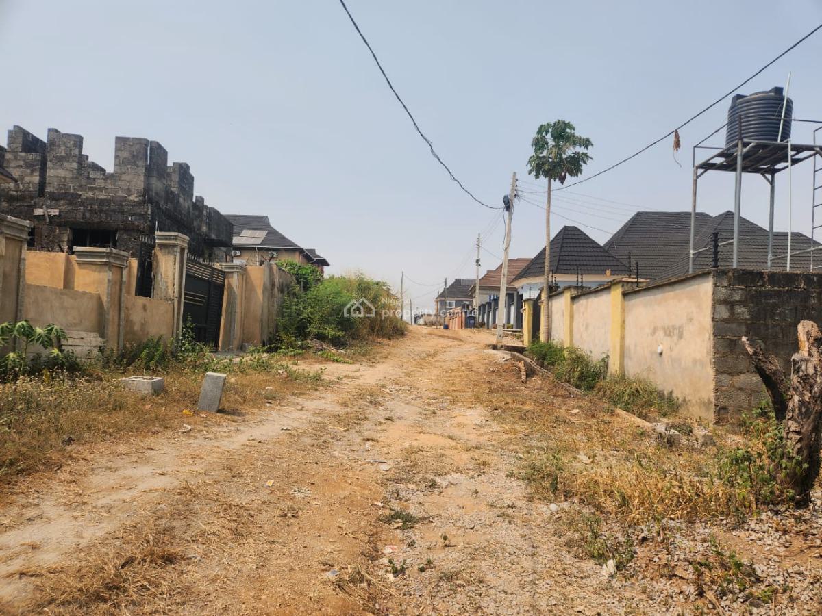 a Corner-pieced Plot in an Estate, Skyview Est, Up Jesus Area, Agbofieti, Jericho, Ibadan, Oyo, Residential Land for Sale