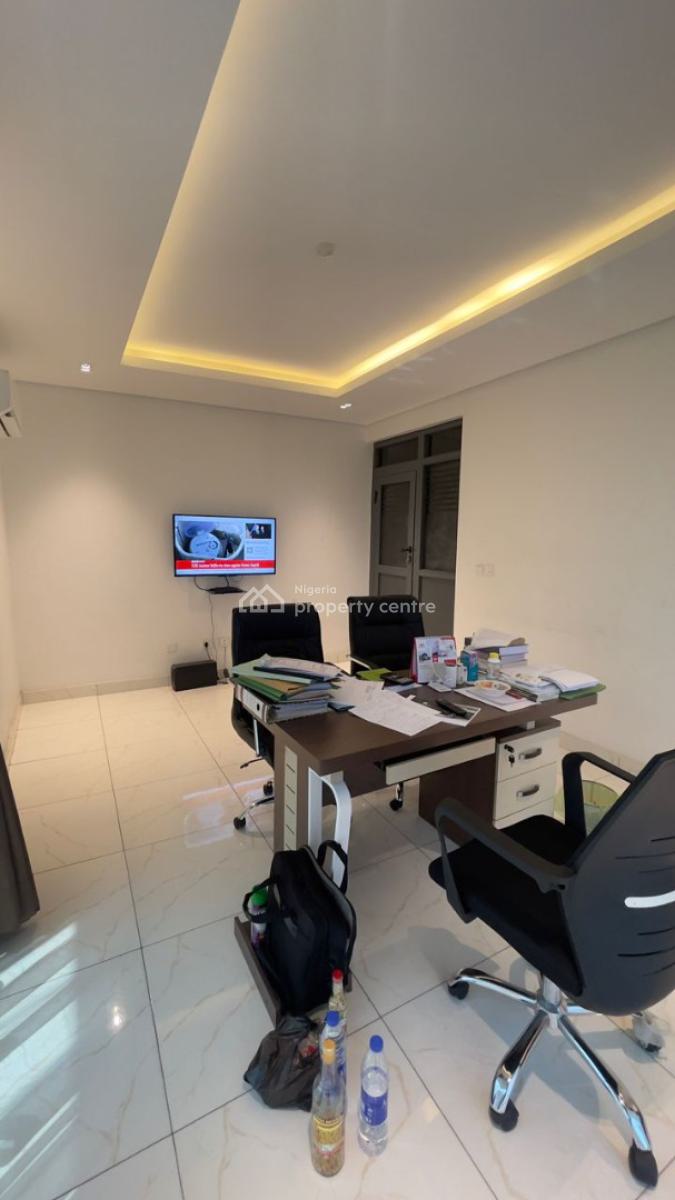 a Unit of Spacious 5-bedroom Semi-detached House with an En-suite Bq, Lekki, Lagos, Semi-detached Duplex for Sale