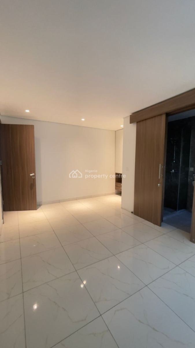 a Unit of Spacious 5-bedroom Semi-detached House with an En-suite Bq, Lekki, Lagos, Semi-detached Duplex for Sale