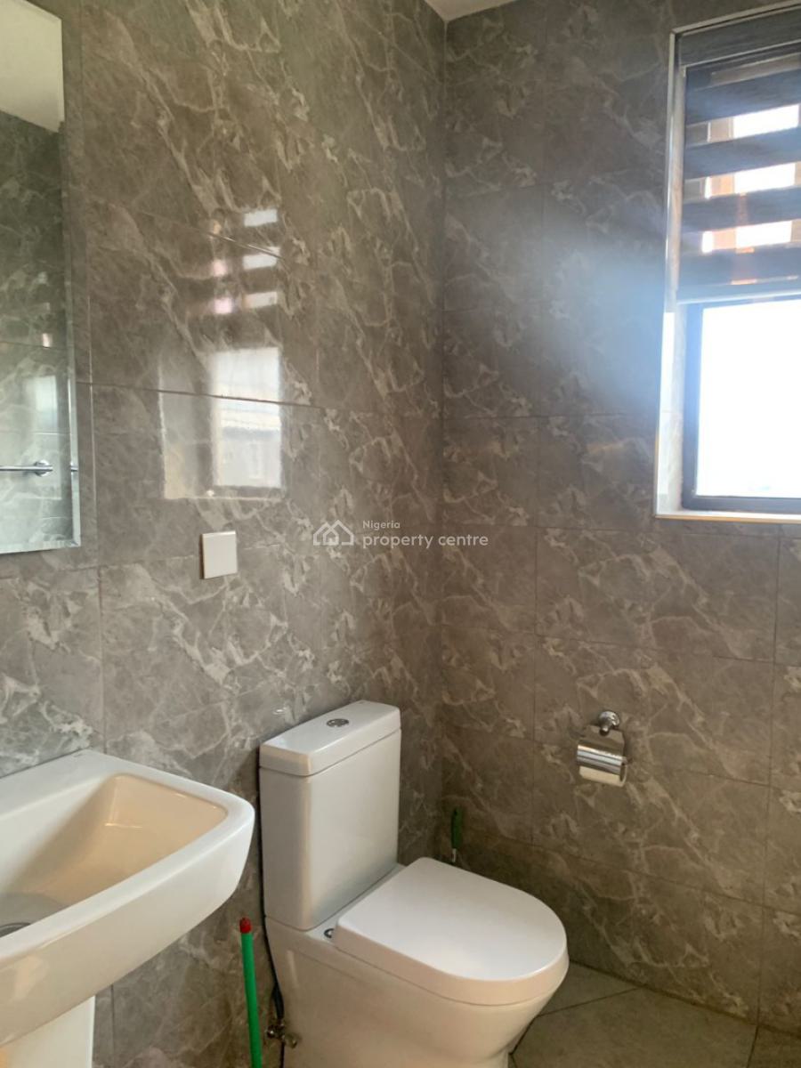 a Unit of Spacious 5-bedroom Semi-detached House with an En-suite Bq, Lekki, Lagos, Semi-detached Duplex for Sale