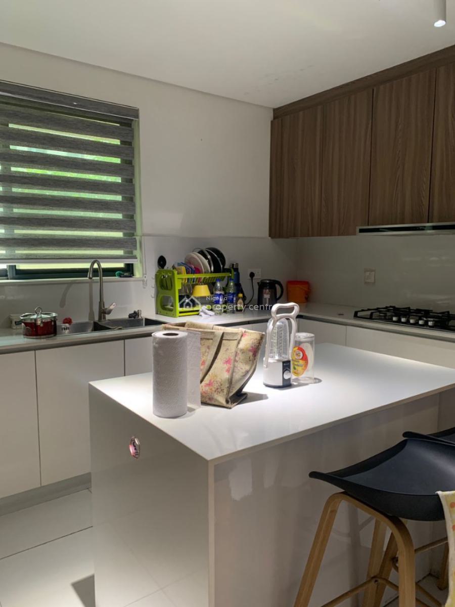 a Unit of Spacious 5-bedroom Semi-detached House with an En-suite Bq, Lekki, Lagos, Semi-detached Duplex for Sale