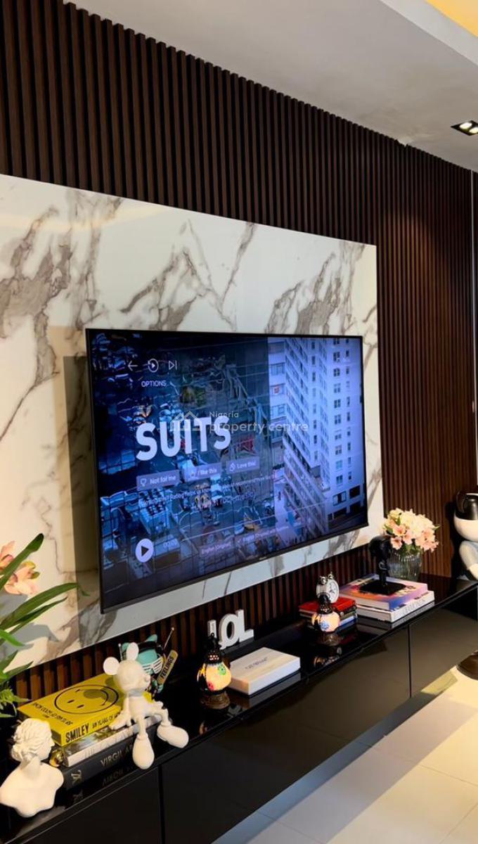 Exclusive Fully Furnished Studio, Off Admiralty Road, Lekki, Lagos, Flat / Apartment for Rent