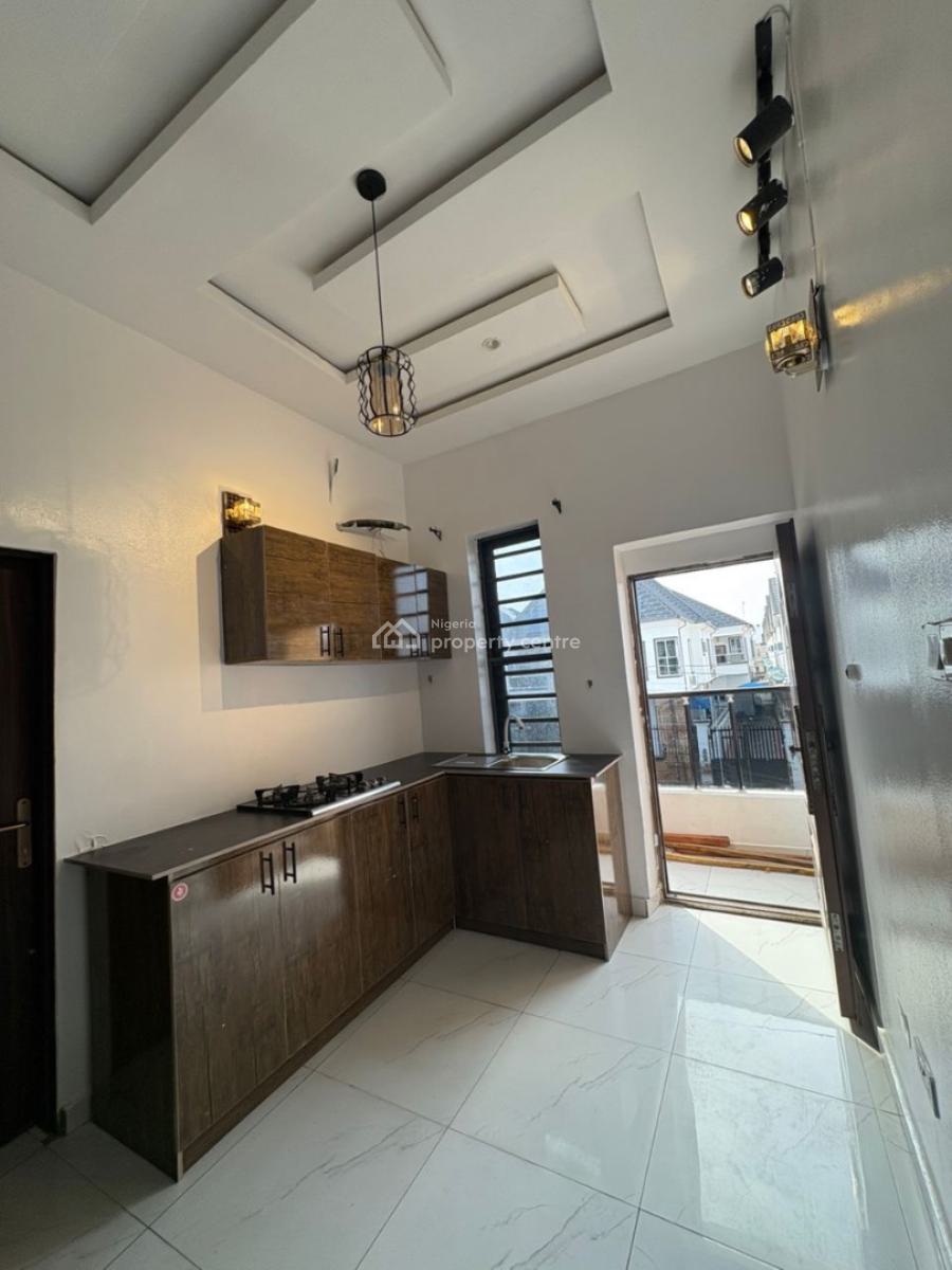 Exquisite Furnished Semi Master Bedroom, Orchid, Lekki Phase 2, Lekki, Lagos, Flat / Apartment for Rent