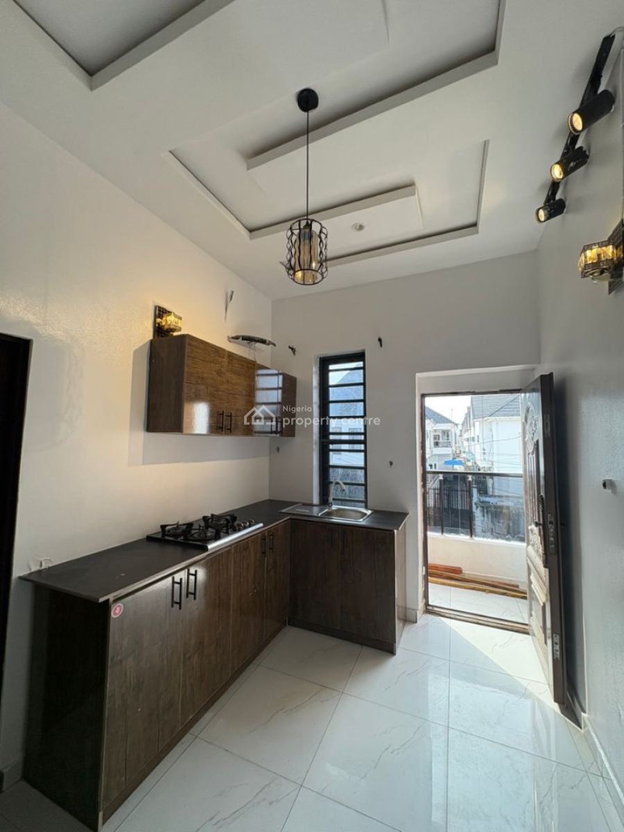 Exquisite Furnished Semi Master Bedroom, Orchid, Lekki Phase 2, Lekki, Lagos, Flat / Apartment for Rent