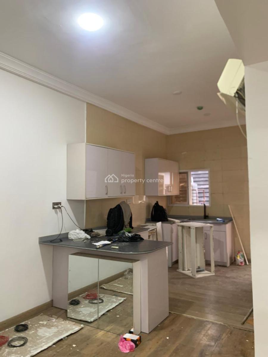 Mini Flat with a/c, Chevron, Lekki, Lagos, Mini Flat (room and Parlour) for Rent