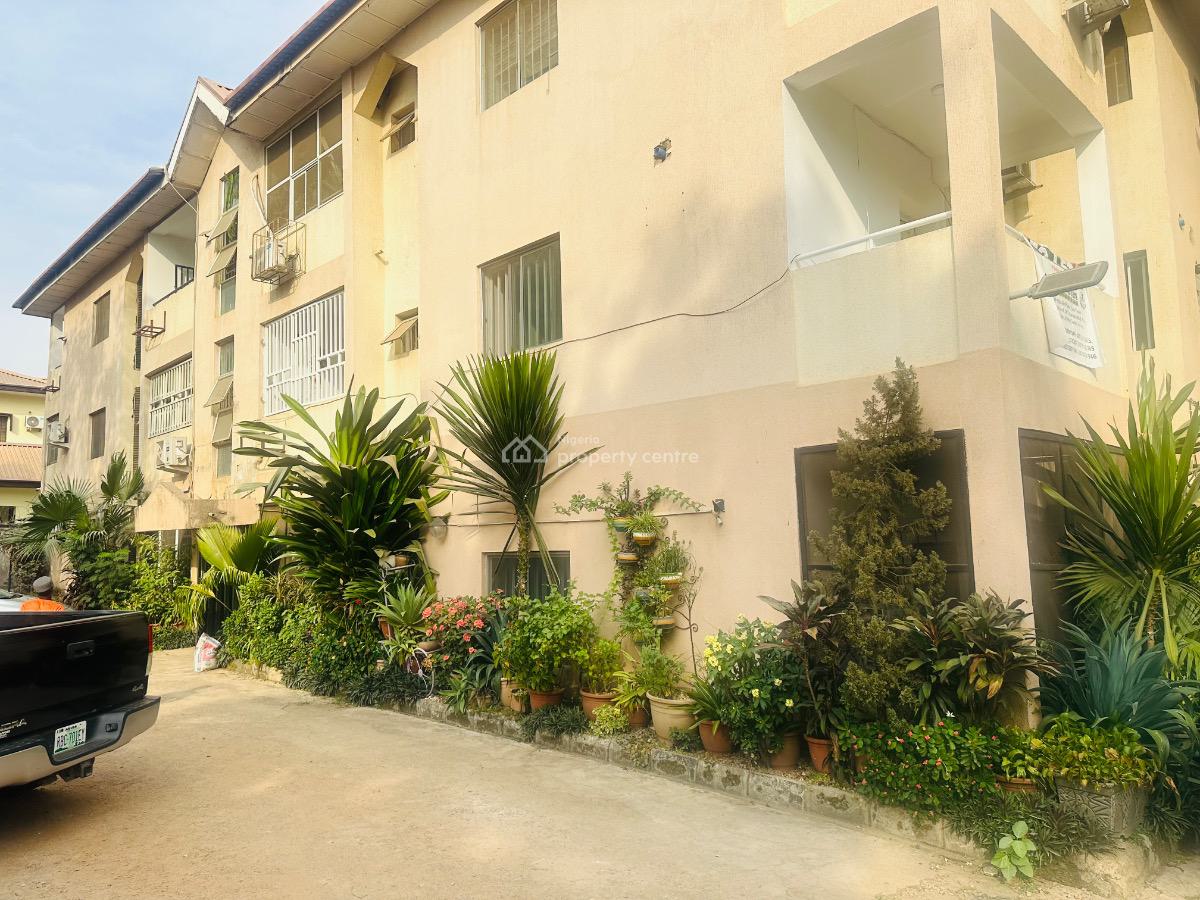 3 Bedroom Apartment, Serene Environment of Aminu Kano, Wuse 2, Abuja, House for Rent