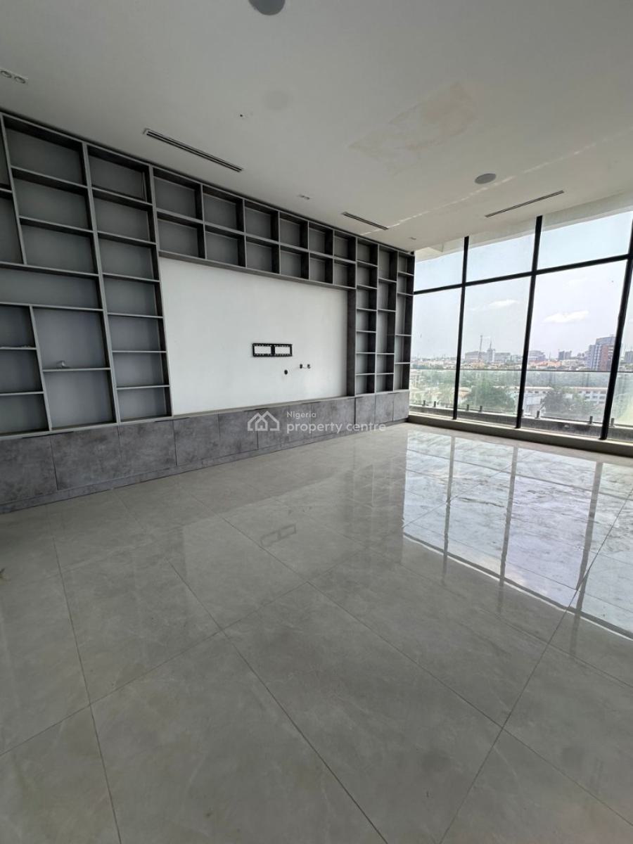 Super-spacious Luxury 3-bedroom Penthouse on The 8th Floor, Ikoyi, Lagos, Flat / Apartment for Sale