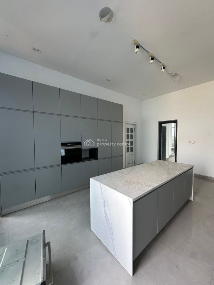 Super-spacious Luxury 3-bedroom Penthouse on The 8th Floor, Ikoyi, Lagos, Flat / Apartment for Sale