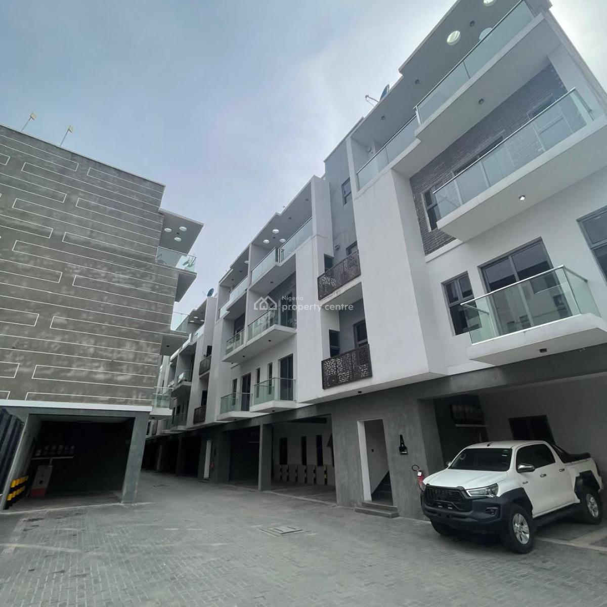 Fully Furnished 1 Bedroom Apartment with Swimming Pool, Lekki Phase 1, Lekki, Lagos, Flat / Apartment for Sale