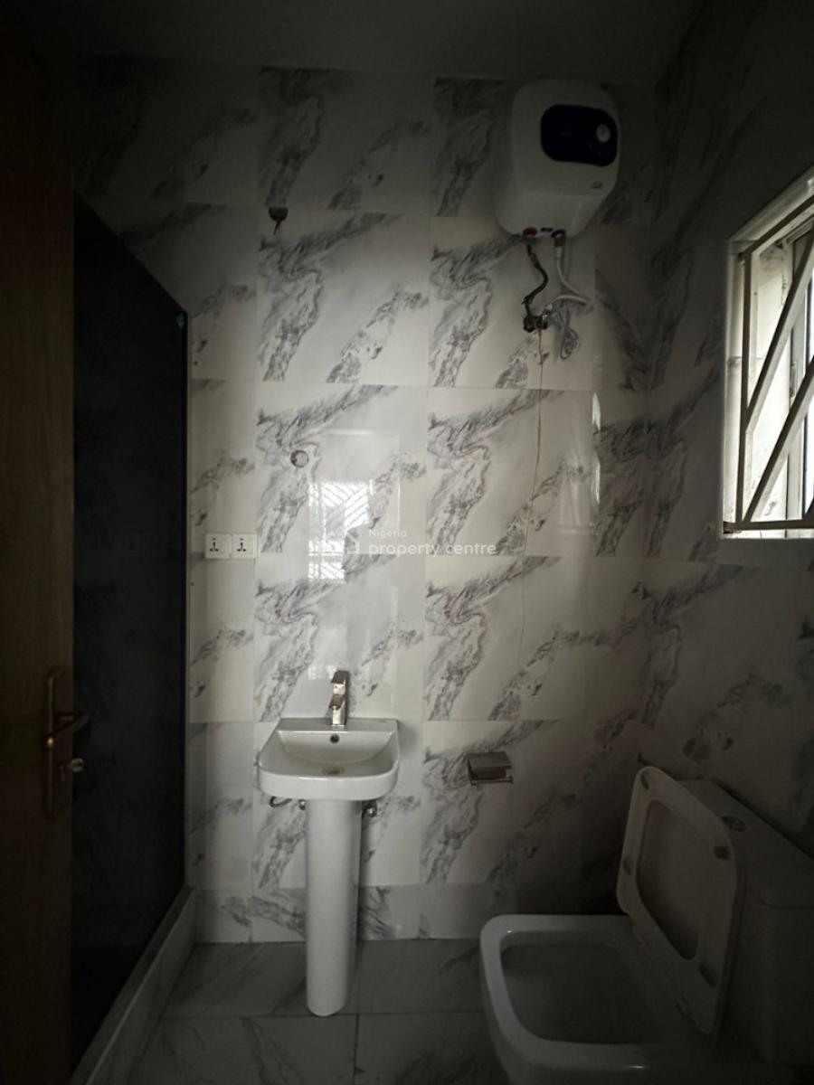 Well Built 2 Bedrooms Apartment, Ajah, Lagos, Flat / Apartment for Sale