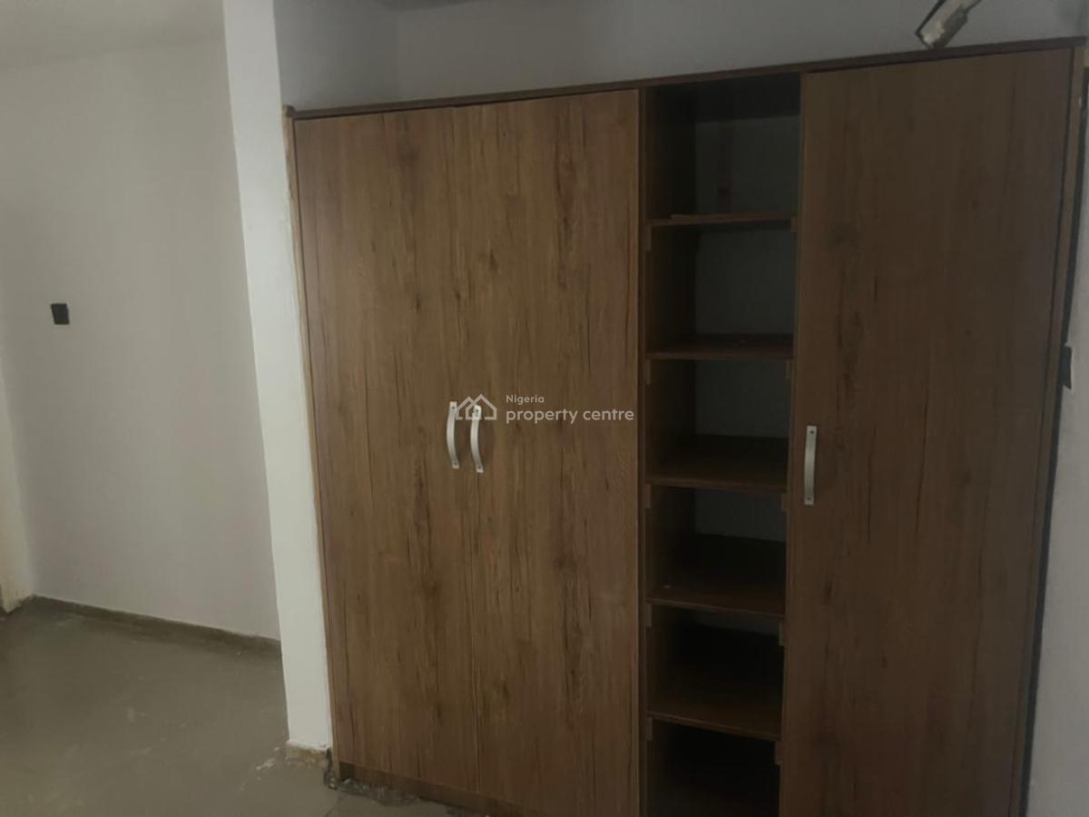 2 Bedrooms Apartment, Lekki Phase 1, Lekki, Lagos, Flat / Apartment for Rent