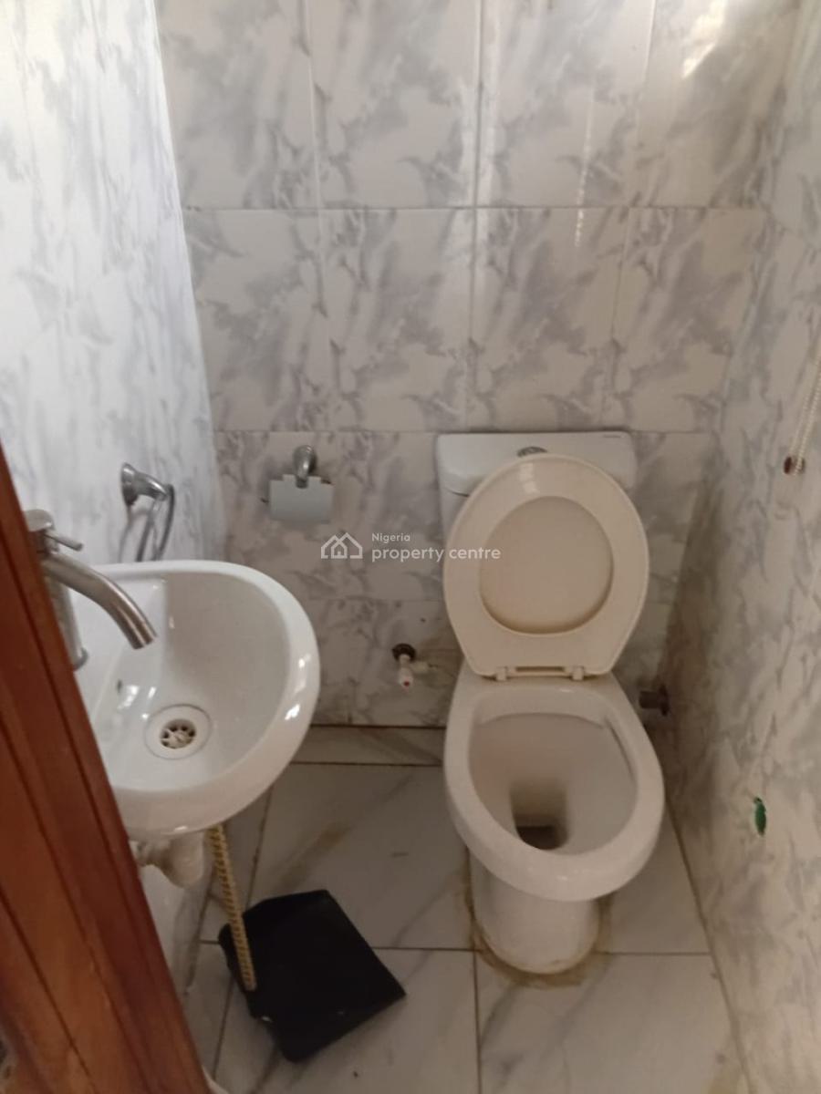 3 Bedroom Bungalow, Abraham Adesanya, Ajah, Lagos, Detached Bungalow for Sale