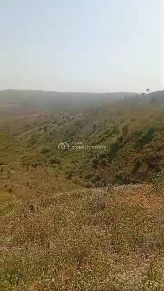 Mixed-use Land Measuring 50.01ha, Guzape 2, Guzape District, Abuja, Mixed-use Land for Sale