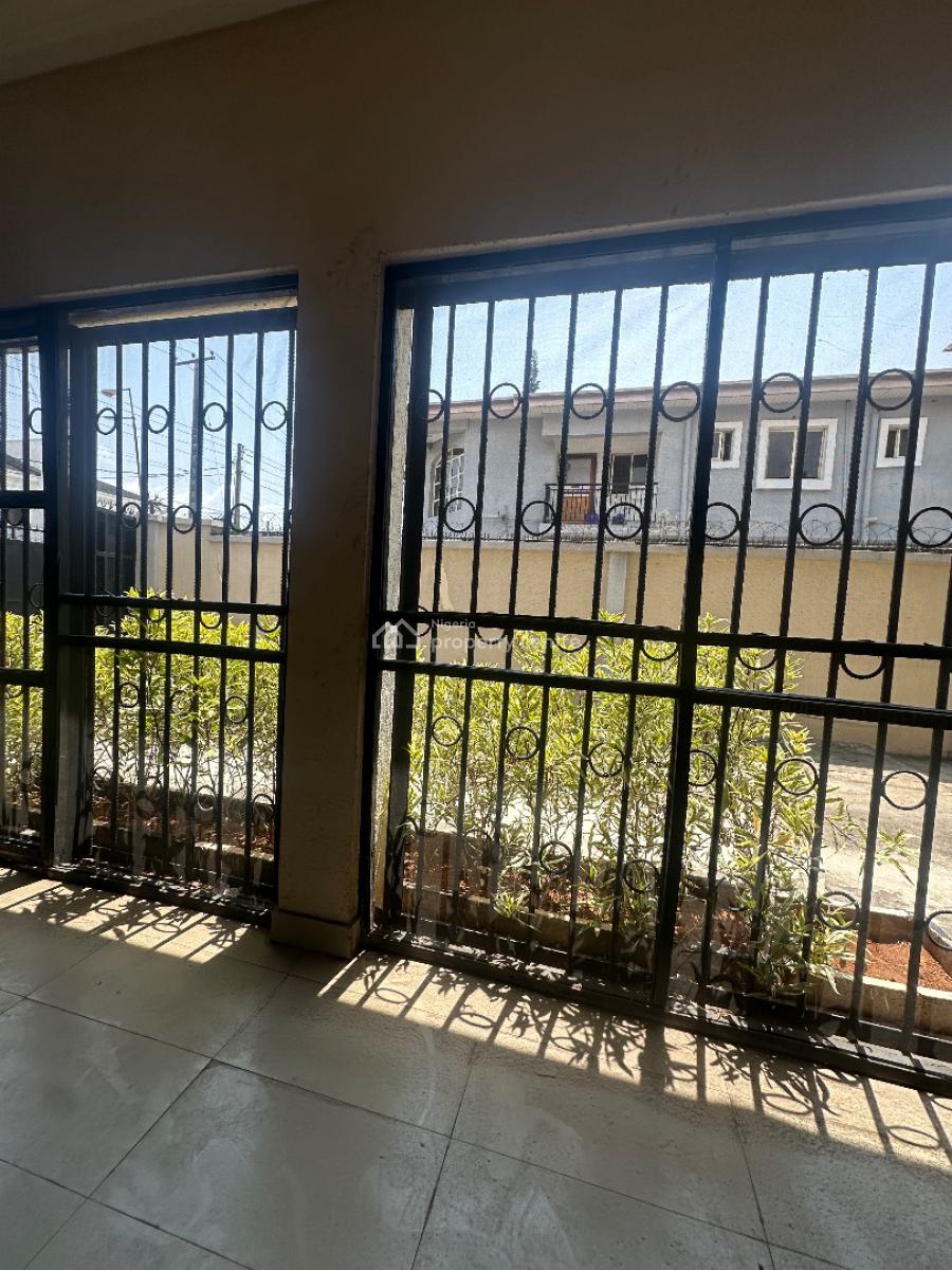 Self Serviced 2 Bedrooms Apartment, Lekki Phase 1, Lekki, Lagos, Flat / Apartment for Rent