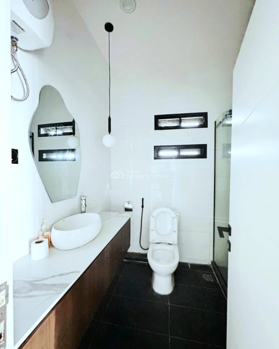 Furnished 3 Bedrooms Apartment, Lekki Phase 1, Lekki, Lagos, Flat / Apartment for Rent