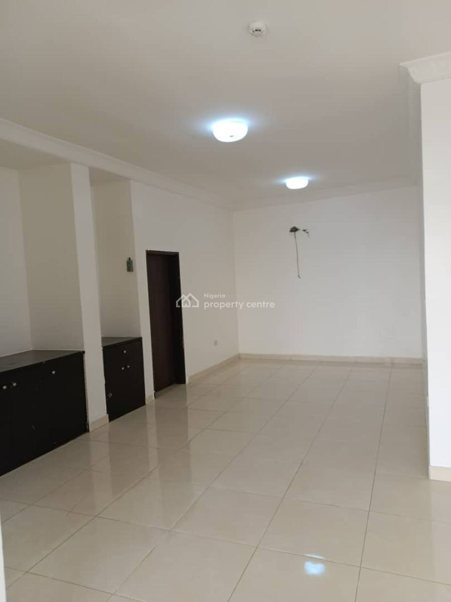 3 Bedroom Apartment, No. 24 Chukwuma Umeh, Off Chevron Drive, Chevy View Estate, Lekki, Lagos, Flat / Apartment for Rent