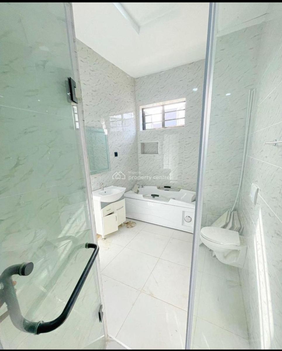 4 Bedroom Terraced Duplex, By Pinnock Beach Estate, Osapa, Lekki, Lagos, Terraced Duplex for Rent