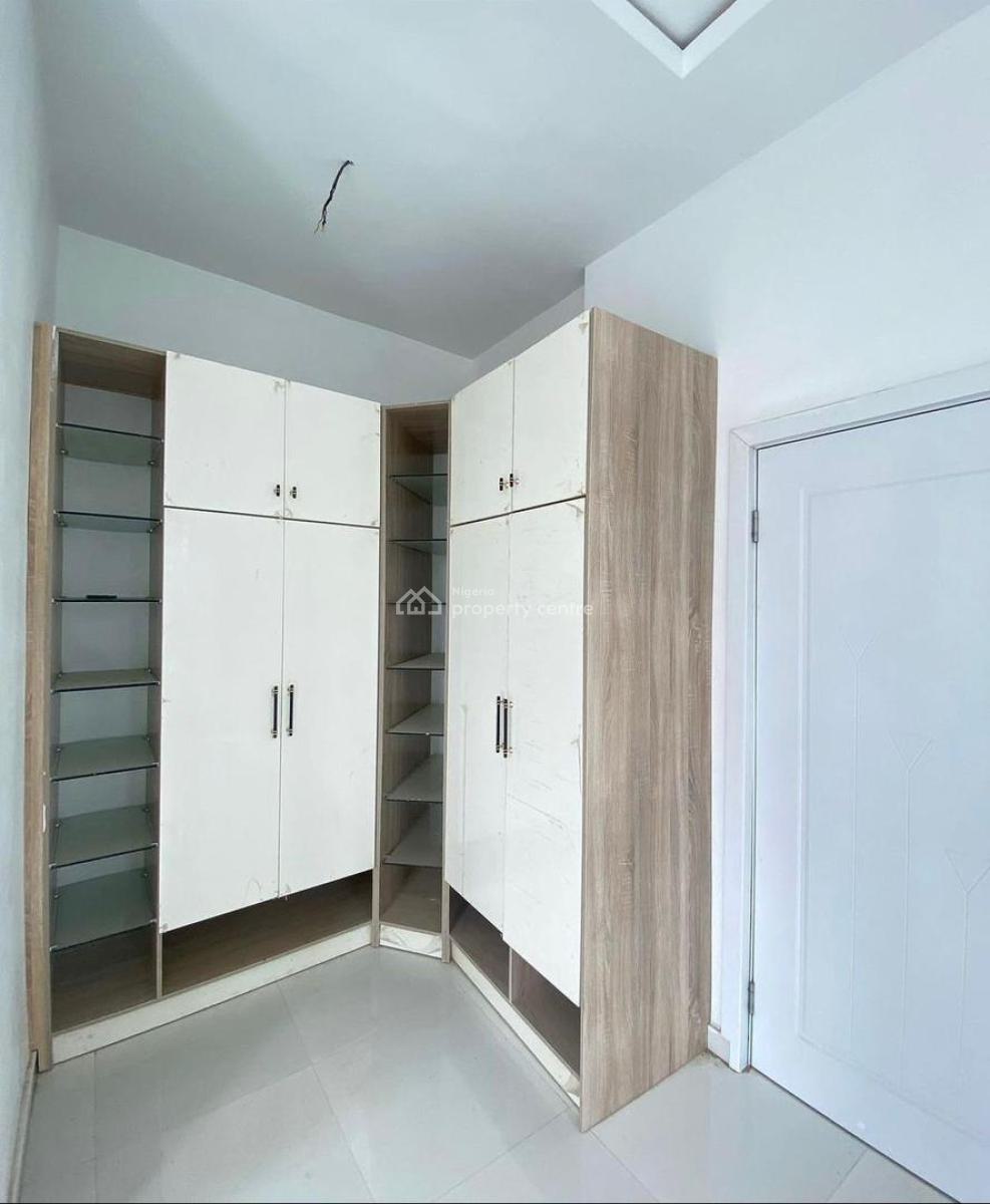 4 Bedroom Terraced Duplex, By Pinnock Beach Estate, Osapa, Lekki, Lagos, Terraced Duplex for Rent