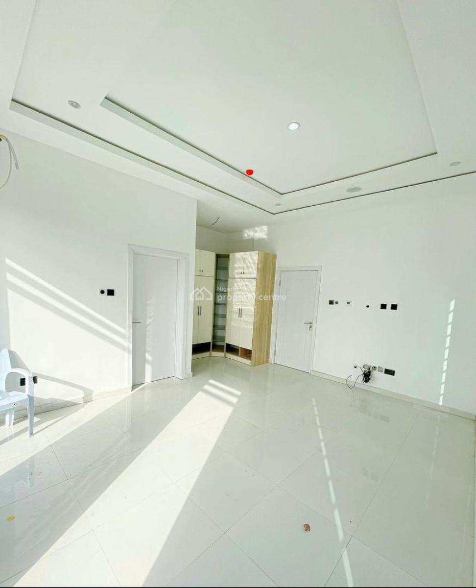 4 Bedroom Terraced Duplex, By Pinnock Beach Estate, Osapa, Lekki, Lagos, Terraced Duplex for Rent