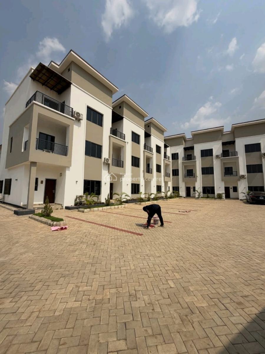 This Beautifully Built 4 Bedroom, Jahi, Abuja, House for Sale