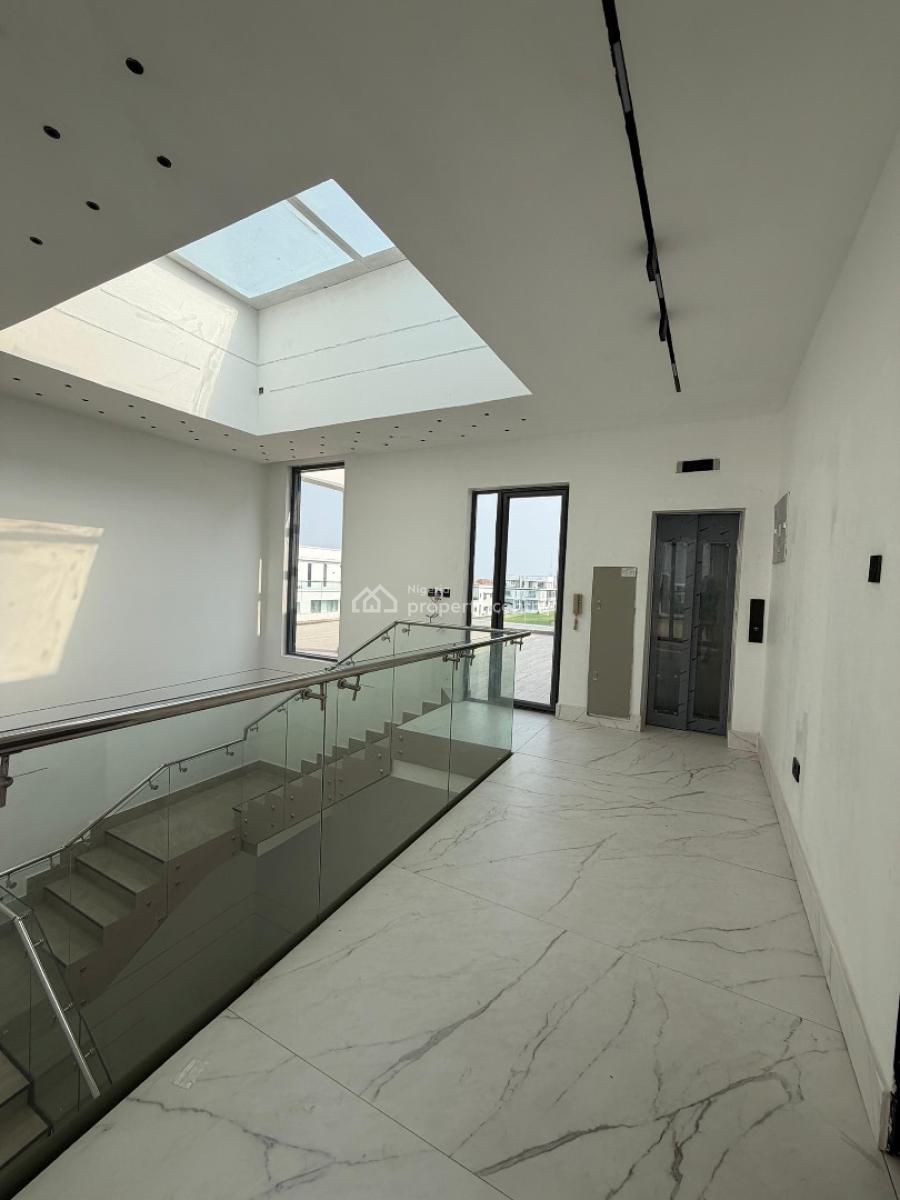 5 Bedrooms Fully Detached Duplex, Cowrie Creek Estate, Ikate, Lekki, Lagos, Detached Duplex for Sale