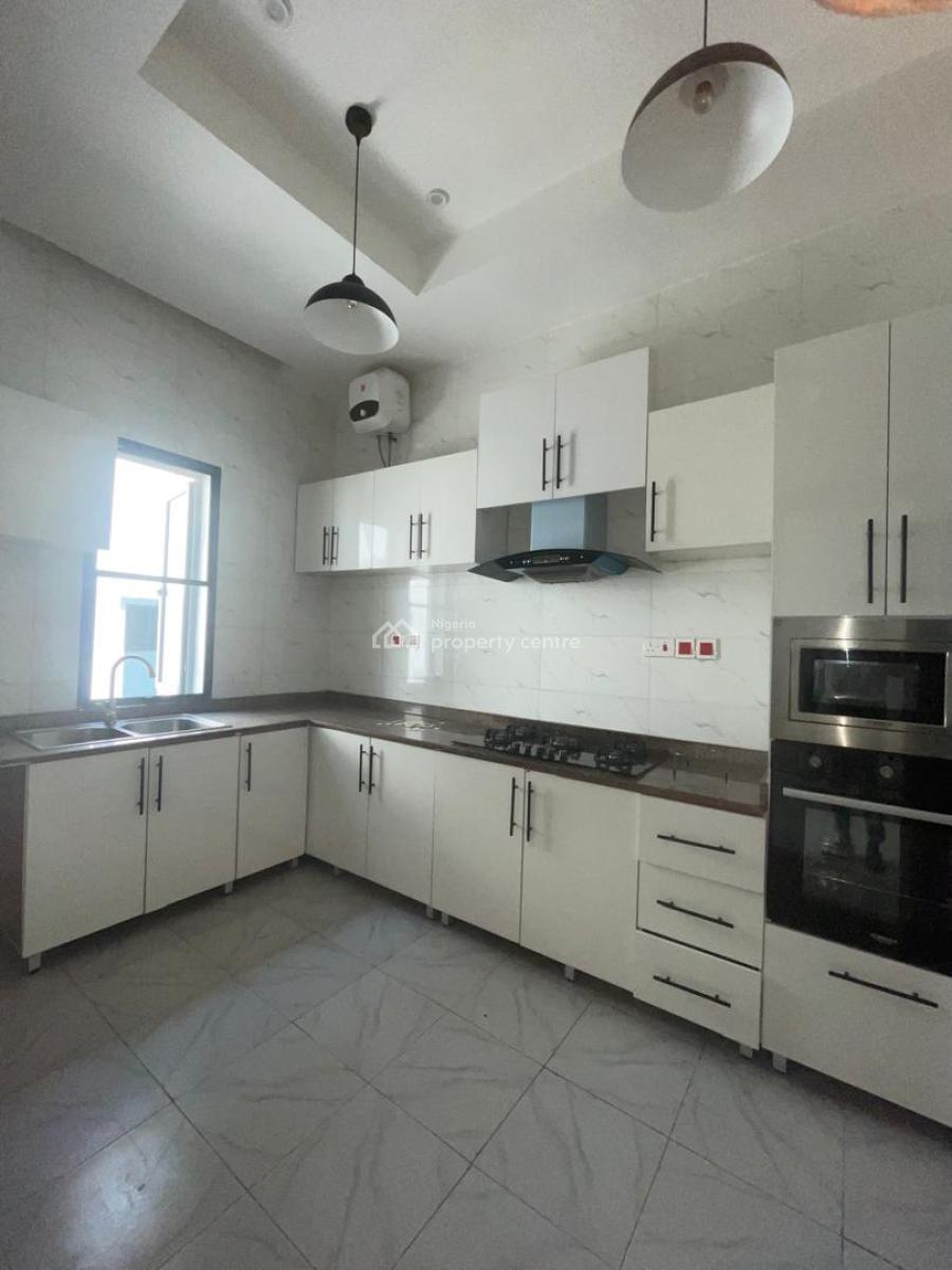 Luxurious 2 Bedroom Apartment with Excellent Facilities, Lekki Phase1, Lekki Phase 1, Lekki, Lagos, Flat / Apartment for Rent