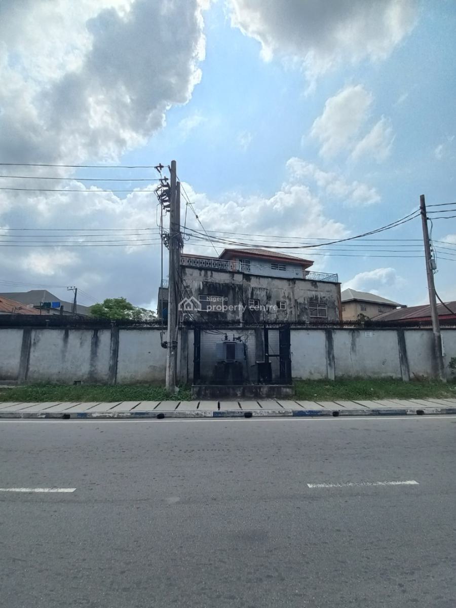 2 ½ Plots of Land with 4 Bedroom Flat & 3 Units of 3 Bedroom Flats, Tombia Extension, Gra Phase 3, Port Harcourt, Rivers, Block of Flats for Sale