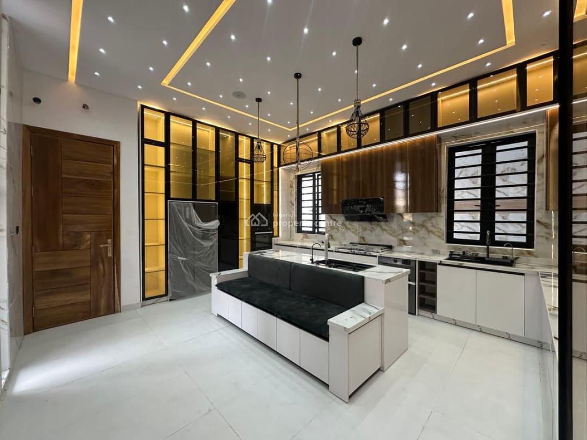 5 Bedroom Fully Detached House with Bq, Ikota, Lekki, Lagos, Detached Duplex for Sale