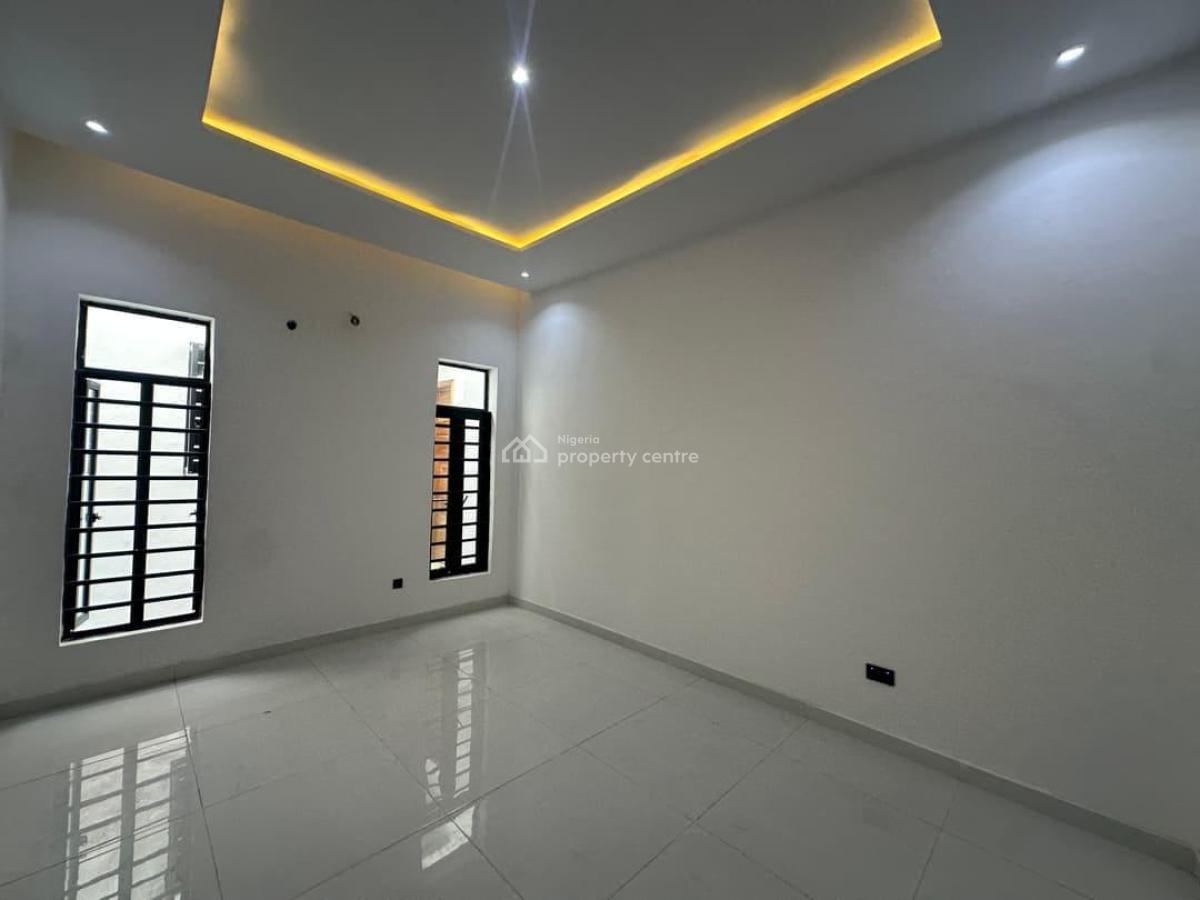 5 Bedroom Fully Detached House with Bq, Ikota, Lekki, Lagos, Detached Duplex for Sale