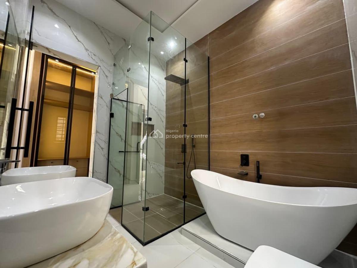 5 Bedroom Fully Detached House with Bq, Ikota, Lekki, Lagos, Detached Duplex for Sale