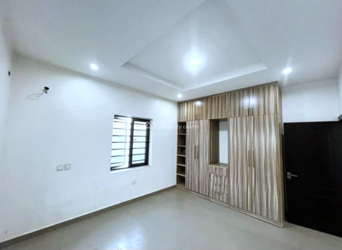 Nicely Finished 2-bedroom Apartment, Ikate Elegushi, Lekki, Lagos, Flat / Apartment for Rent
