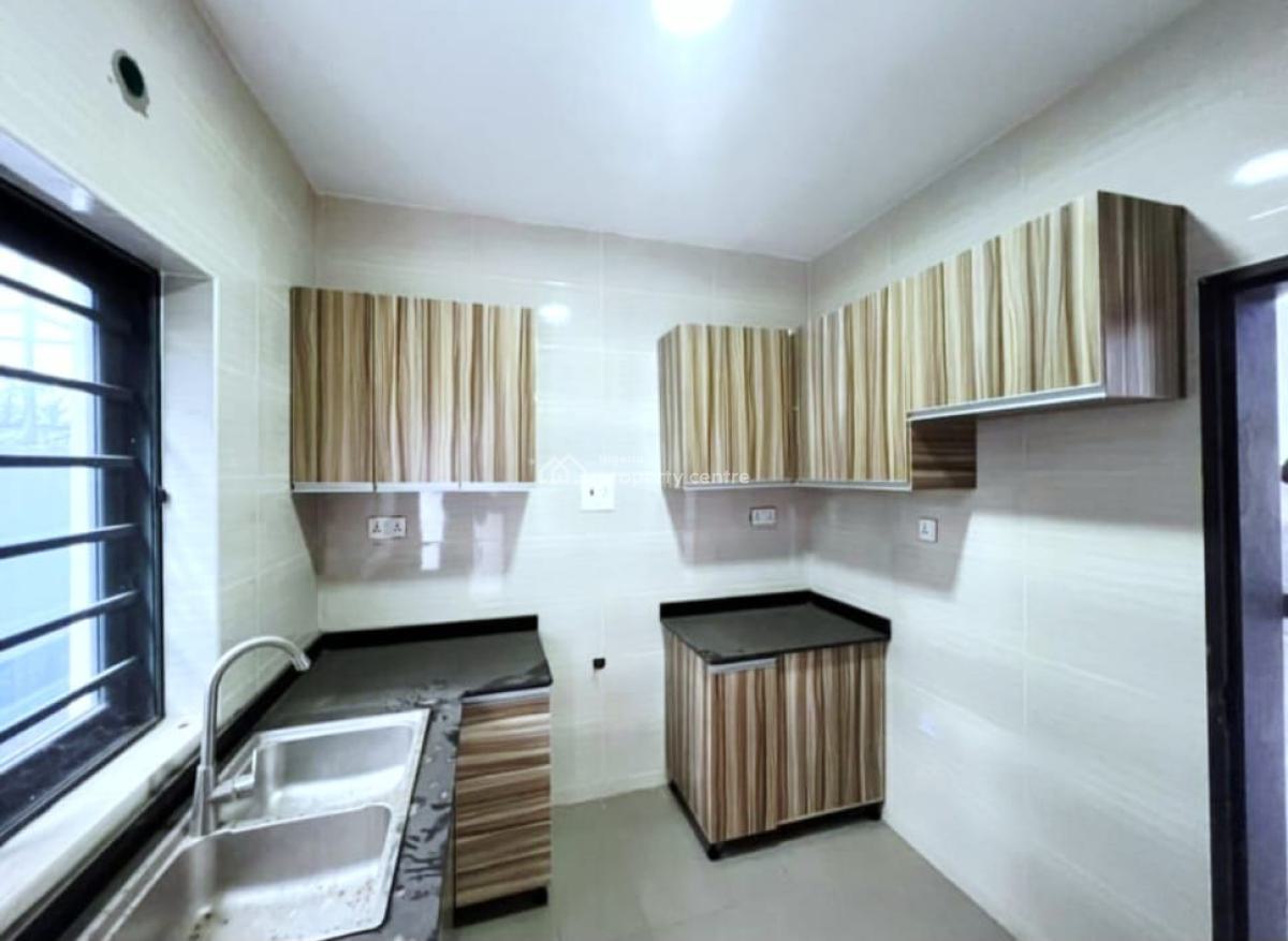 Nicely Finished 2-bedroom Apartment, Ikate Elegushi, Lekki, Lagos, Flat / Apartment for Rent