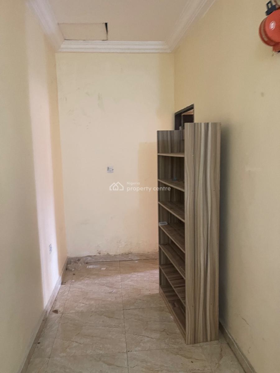 One Bedroom Apartment, By Living Faith Church, Jahi, Abuja, Flat / Apartment for Rent