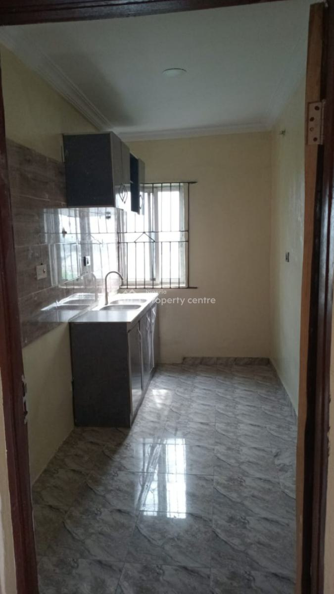 4 Units of 2bedrooms Self Contained Apartment, No 5 Akogun Olu Akeusola Street T,junction Epe Lagos, Epe, Lagos, Flat / Apartment for Sale