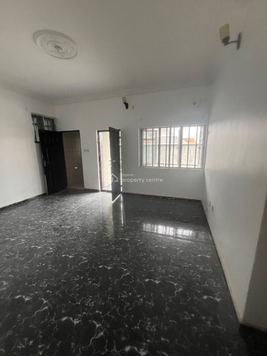 Luxury 3 Bedroom Beautiful Flat Downstairs, Mobil Road Ilaje, Ajah, Lagos, Flat / Apartment for Rent