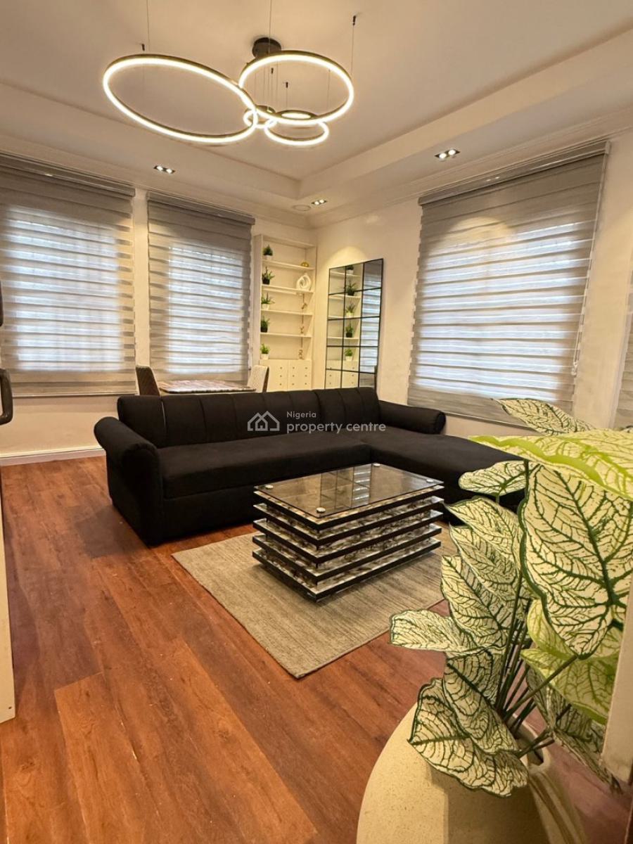 Brand New Cozy One Bed Apartment with Snooker and Swimming Pool, Lekki Phase 1, Lekki, Lagos, Flat / Apartment Short Let