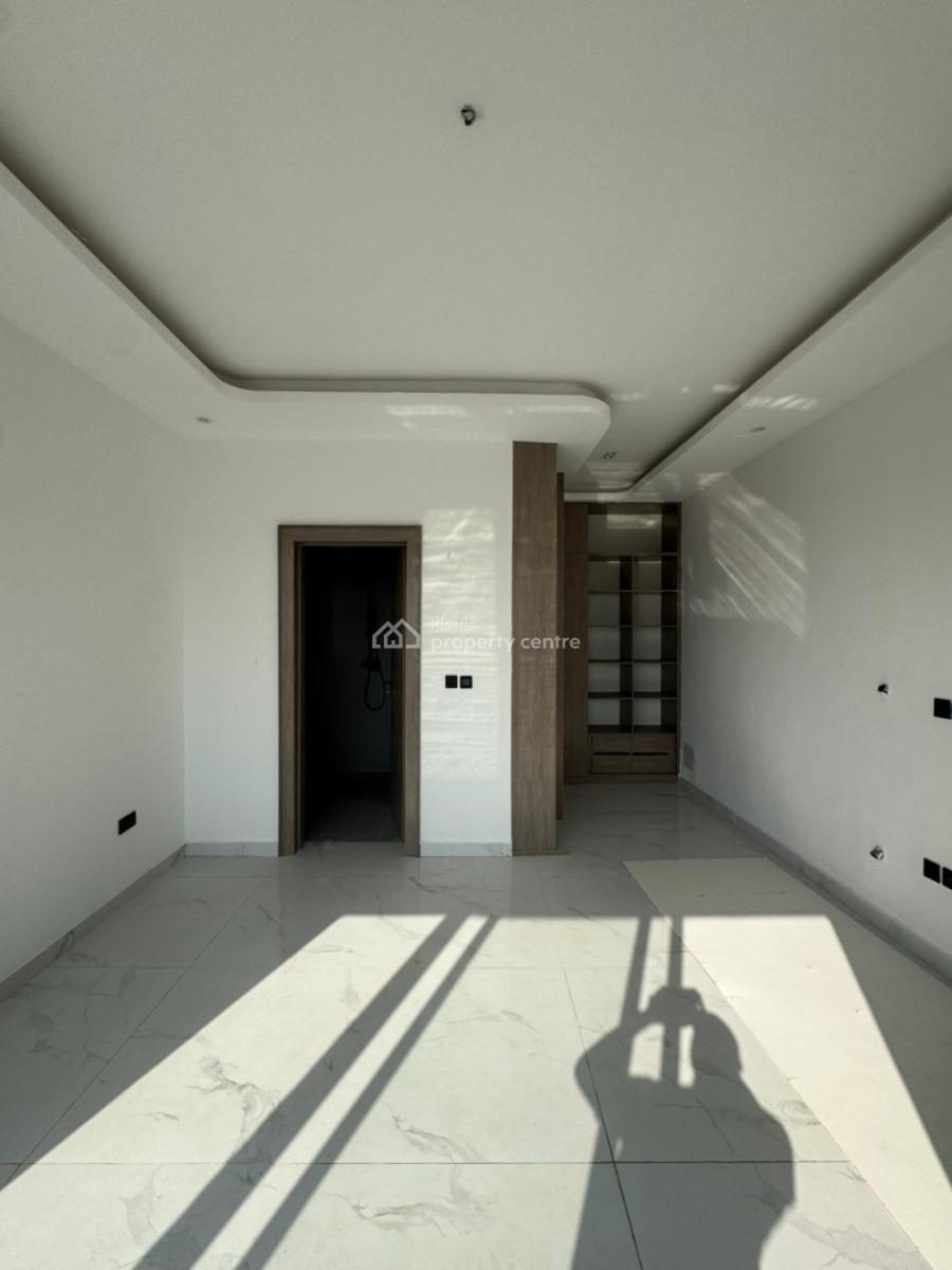 Luxury 2 Bedroom Apartment  with Excellent Facility, Lekki Phase 1, Lekki, Lagos, Flat / Apartment for Rent