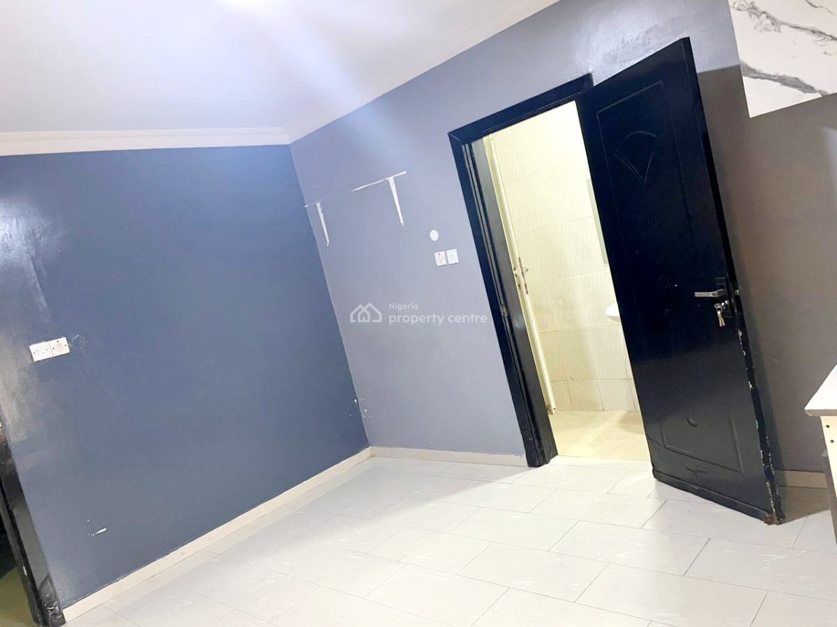 Standard Studio/self Contain with 24 Hours Power, Layi Yusuf Crescent, Lekki, Lagos, Self Contain (single Rooms) for Rent