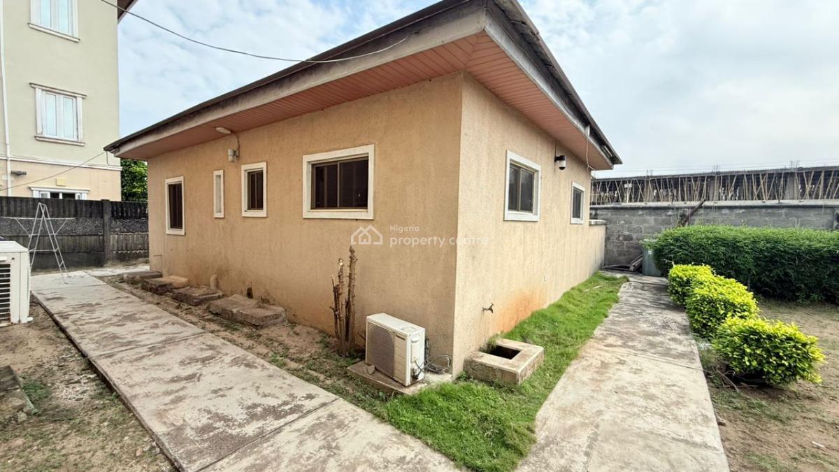 a Spacious 5 Bedroom Fully Detached Duplex with Bq, 2 Bedroom Bungalow, Town Estate, Lekki, Lagos, Detached Duplex for Sale