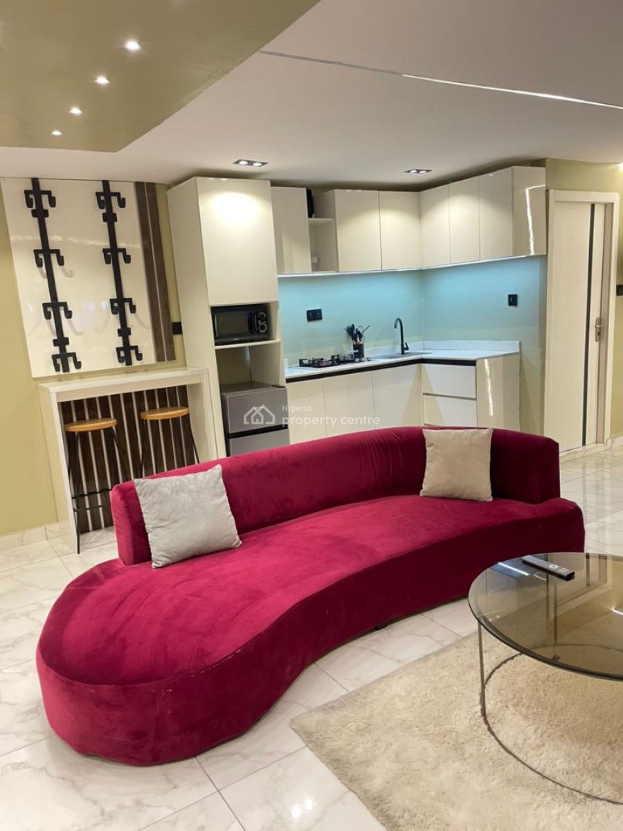 Luxurious and Spacious 2 Bedroom Apartment in a Secured Estate, Lekki Phase 1, Lekki, Lagos, House Short Let
