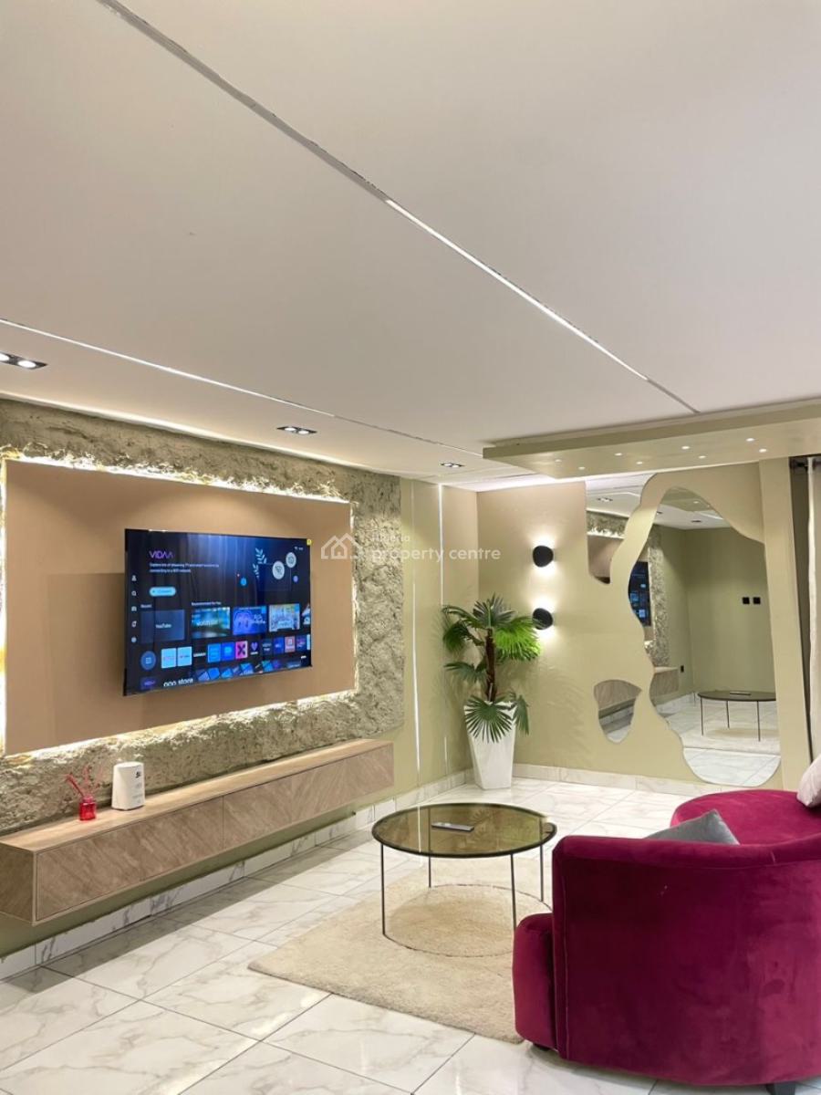 Luxurious and Spacious 2 Bedroom Apartment in a Secured Estate, Lekki Phase 1, Lekki, Lagos, House Short Let